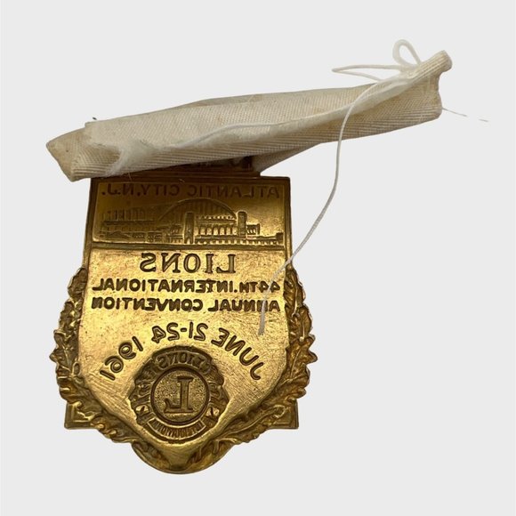 Vintage 1961 Lions Club 44th International Annual Convention Badge Atlantic City - Picture 2 of 3